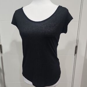 Rock & Republic Black Fitted Short Sleeve Tee